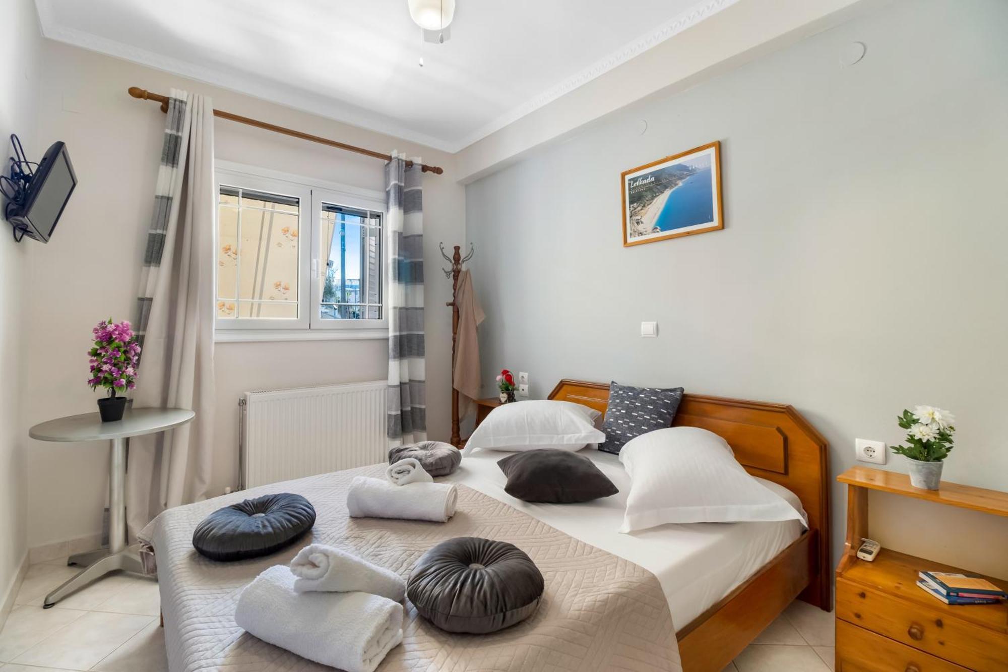Paraskevi Apartments Lefkáda Eksteriør bilde